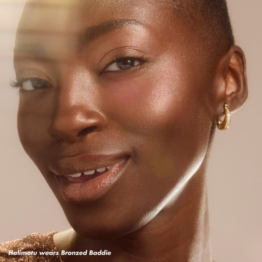 E.L.F. HALO GLOW SILKY POWDER HIGHLIGHTER (ILUMINADOR EN POLVO SEDOSO)